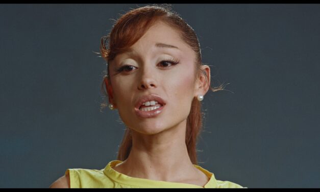 ARIANA GRANDE ACABA DE LANÇAR SEU OITAVO ÁLBUM DE ESTÚDIO, “PETAL”, ACOMPANHADO DE CLIPE HOMÔNIMO