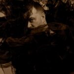 DIANTE DA DECEPÇÃO, SAM SMITH DESEJA UM ACOLHIMENTO MATERNO NO SINGLE “OH MOTHER”