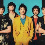 THE STROKES LANÇA “REALITY AWAITS”, PROJETO QUE MARCA O PRIMEIRO ÁLBUM DE ESTÚDIO DA BANDA EM SEIS ANOS
